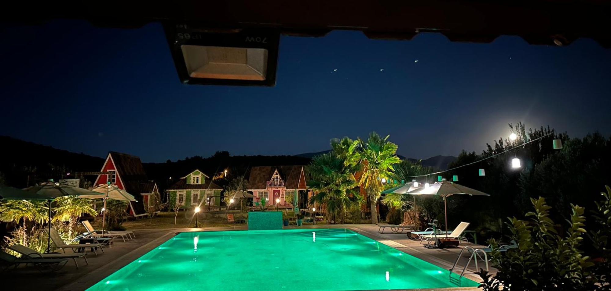 Seyyah Cafe Bungalows Aliaga Dış mekan fotoğraf